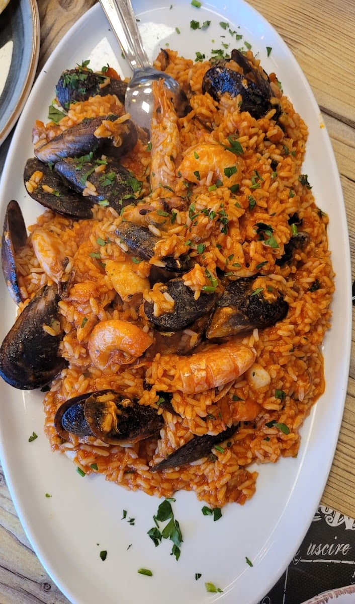 Pizzeria Oltremare Specialita Di Pesce E Pizza-6